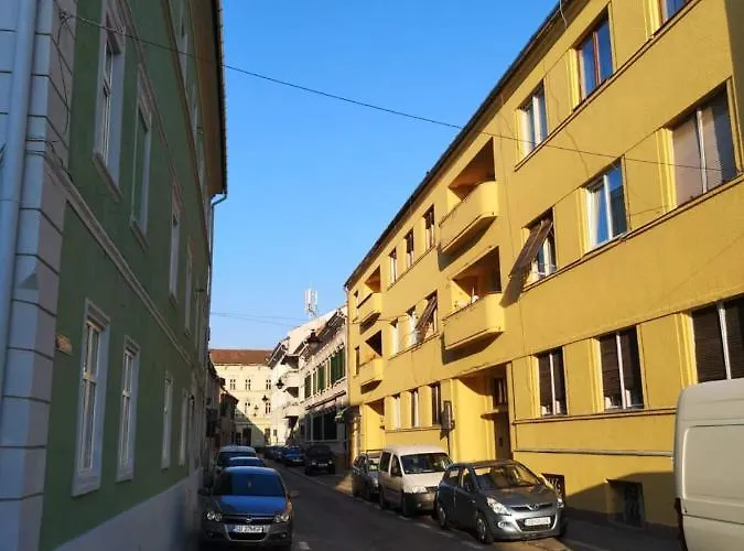 Central Apartment Maria